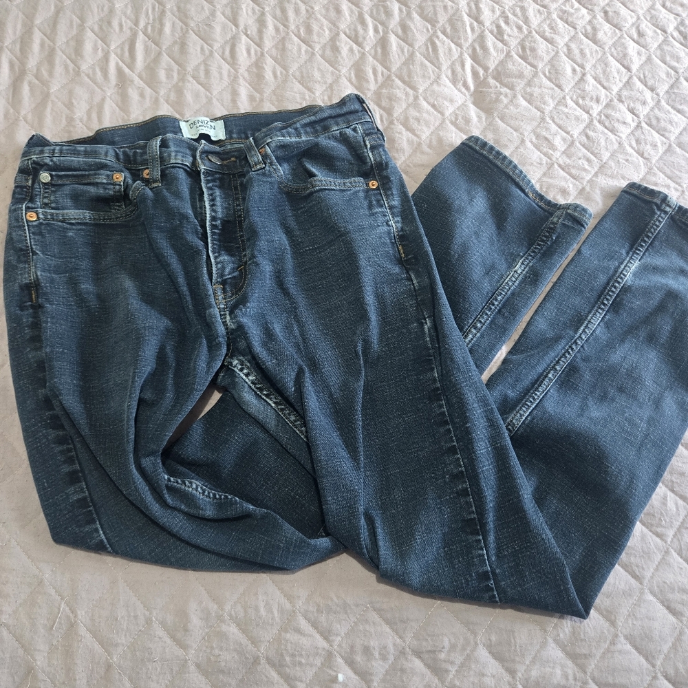 Dark Blue Men's Jeans - Classic Slim Fit